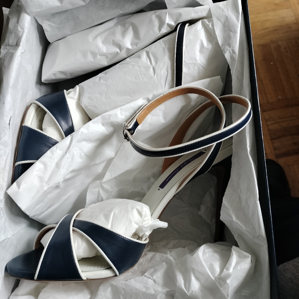 Shoe's